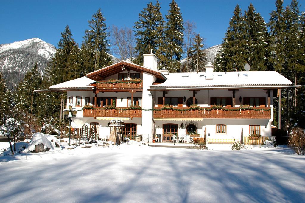 Alpenchalet Zum Jeremia Грайнау Екстериор снимка